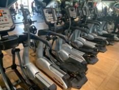 True Fitness Cross Trainer