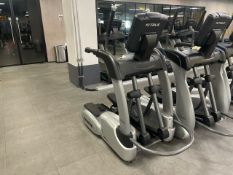 True Fitness Cross Trainer 400