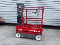 Skyjack SJ16 6.58m Mast Lift SWL 227kg Capacity