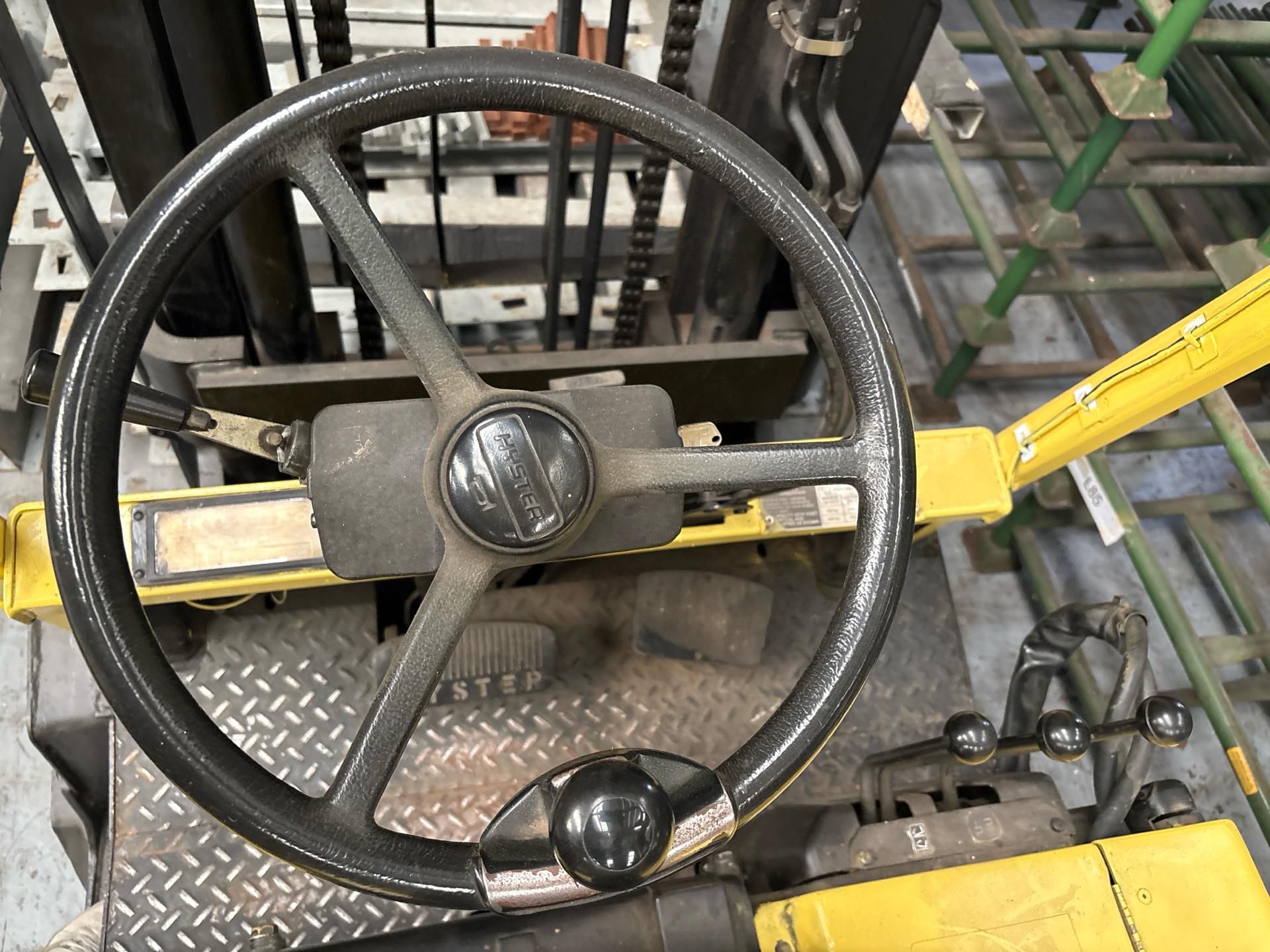 Hyster E4.00XL Forklift - Image 10 of 17