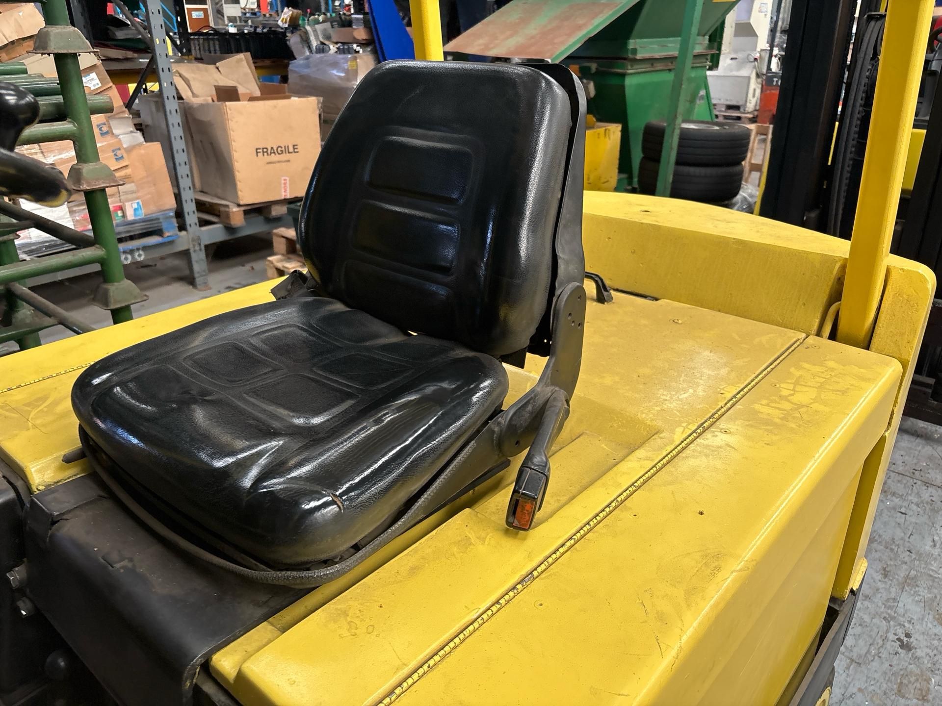 Hyster E4.00XL Forklift - Image 9 of 17