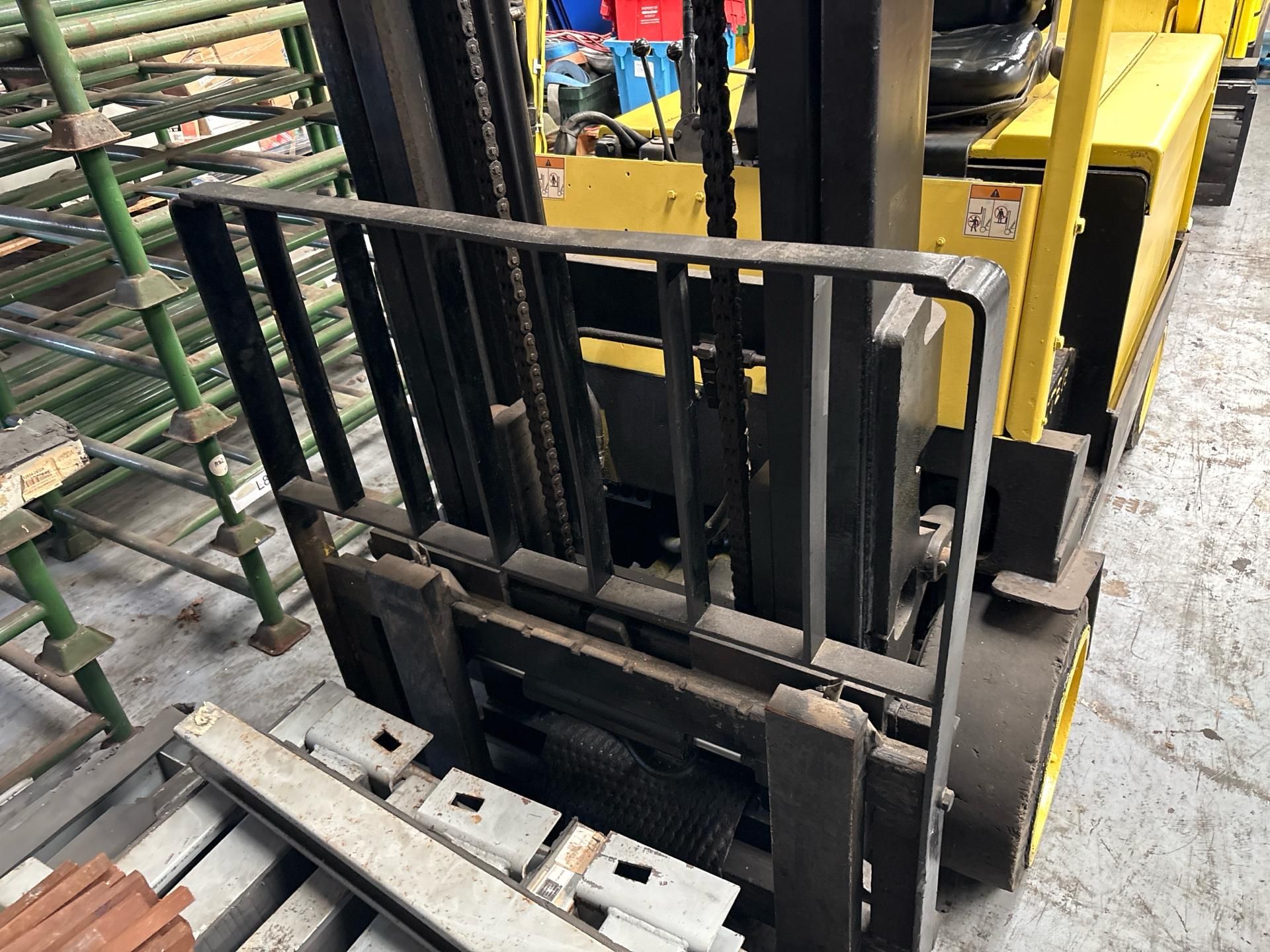 Hyster E4.00XL Forklift - Image 14 of 17