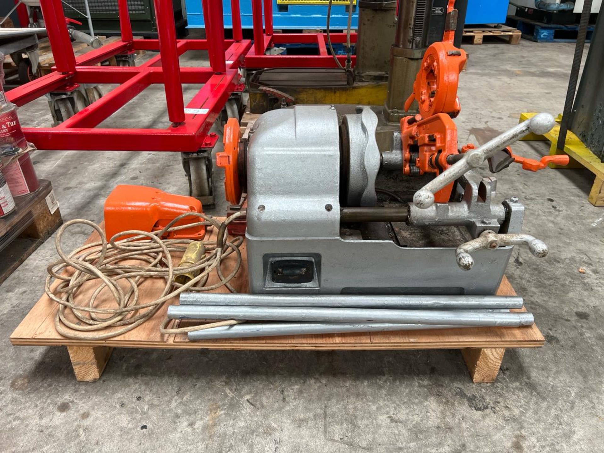 Asada Pipe Threader & Cutter Approximate Dimensions: Height - 55cm ...