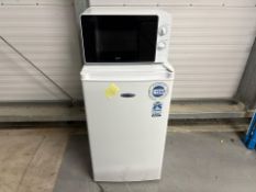 Fridge And Microwave