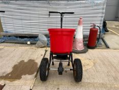 Manual Grit Spreader