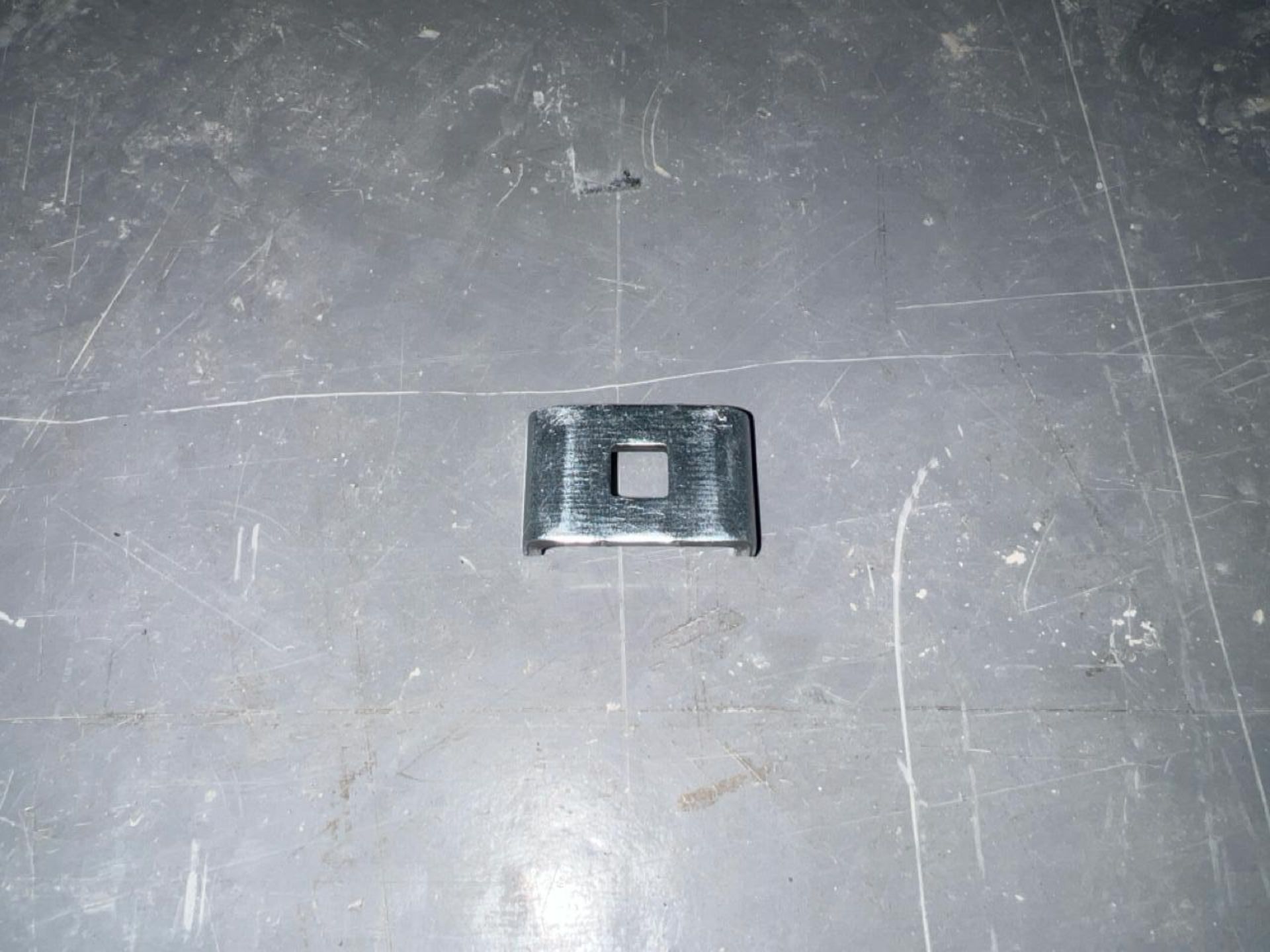 Box Of Metal Brackets - Image 3 of 3