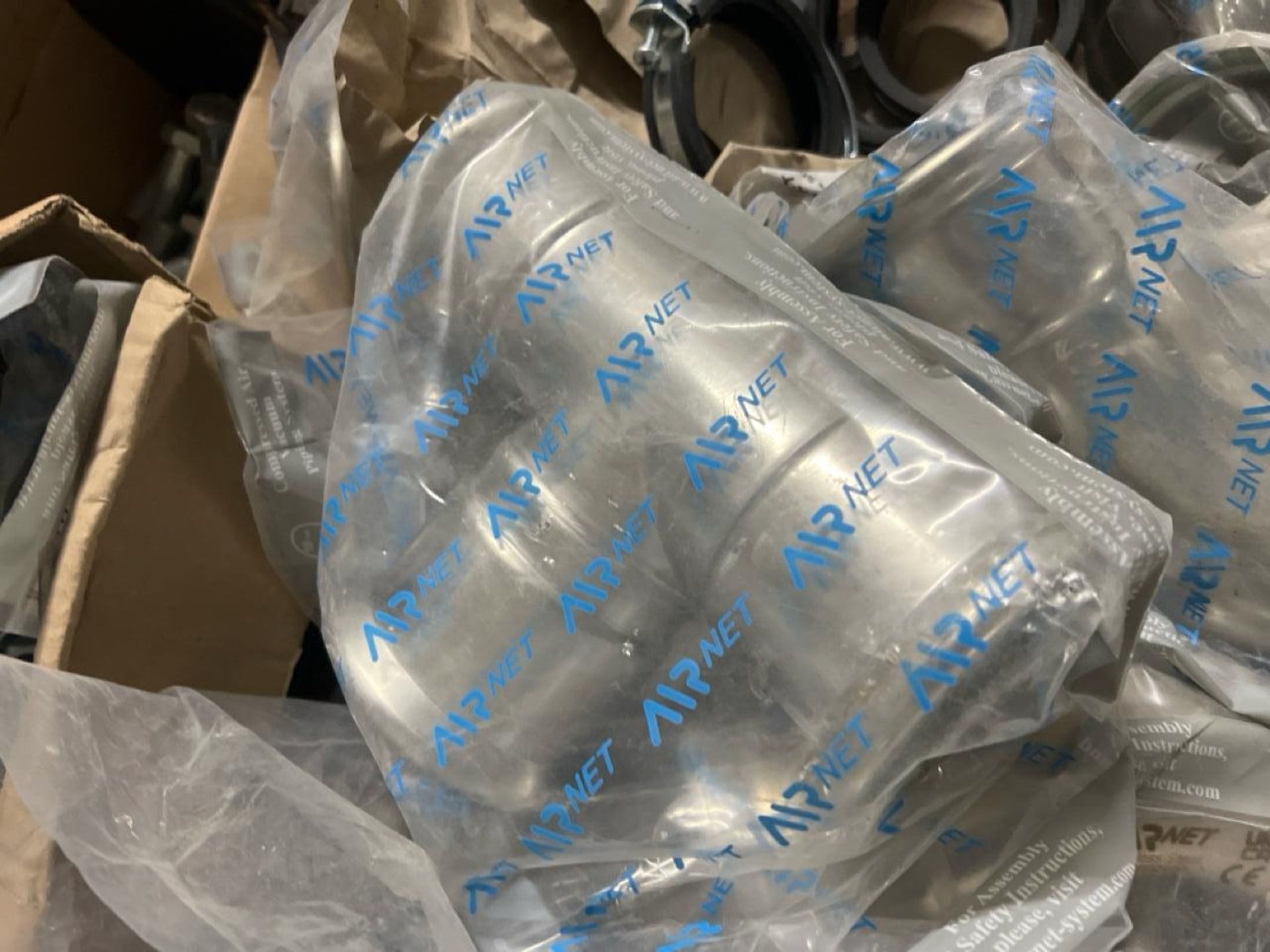 Pallet Of Assorted Metal Pipe Joinings And Fittings - Image 2 of 9