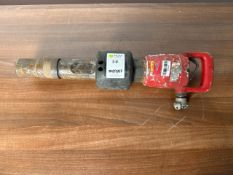 Chicago Pneumatic Fl0022Svr Pneumatic Clay Digger 10.5Kg MA1268767