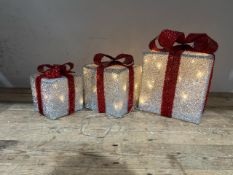 Set Of 3 LED Parcels With Red Bows