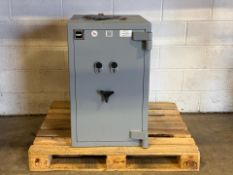 Heavy Duty Grey SMP Safe - No Reserve