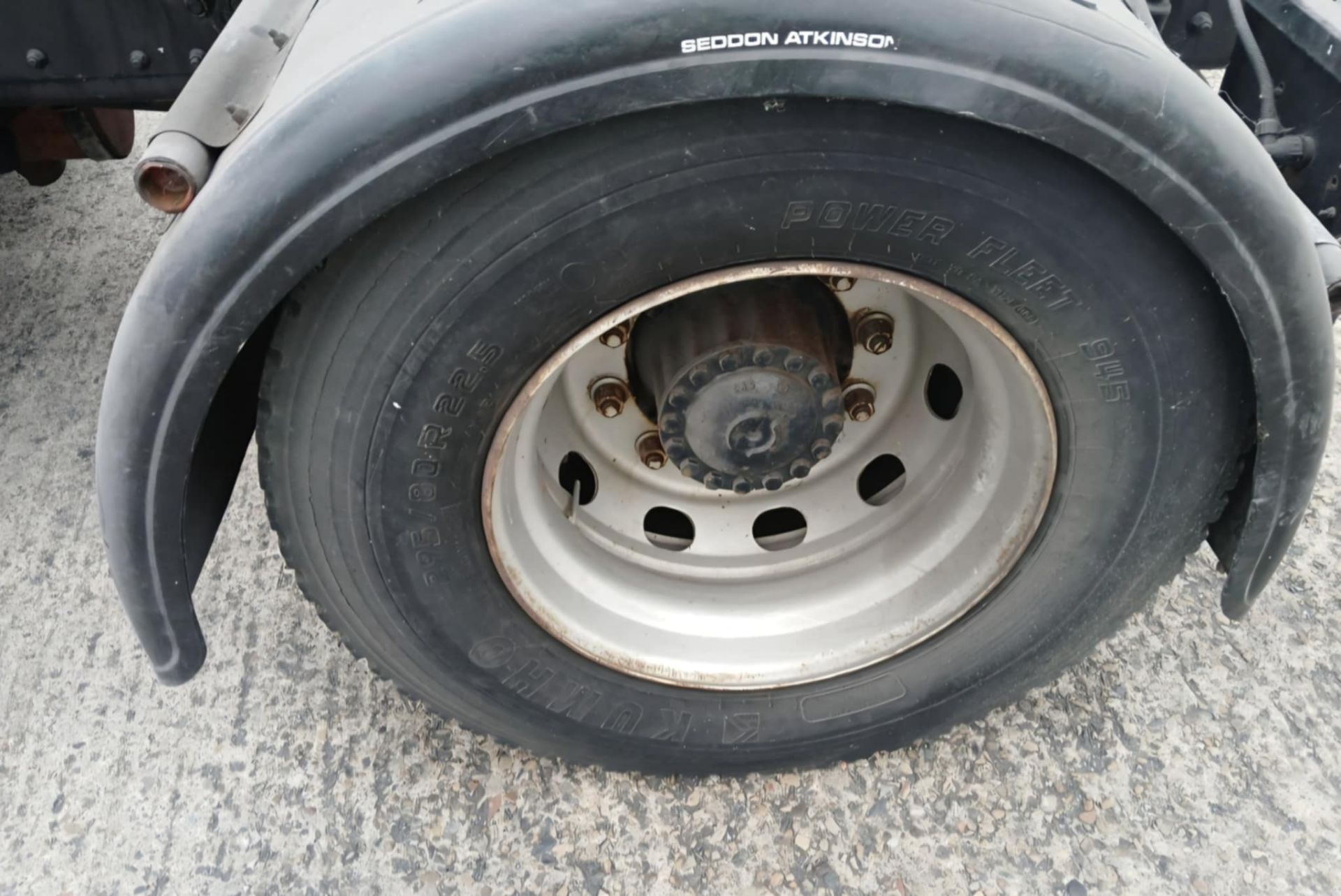 1997 Seddon Atkinson Tractor Unit Sleeper Cab, Reserve reduced 907,589 KM's VRN: P82XTL date of - Image 9 of 21