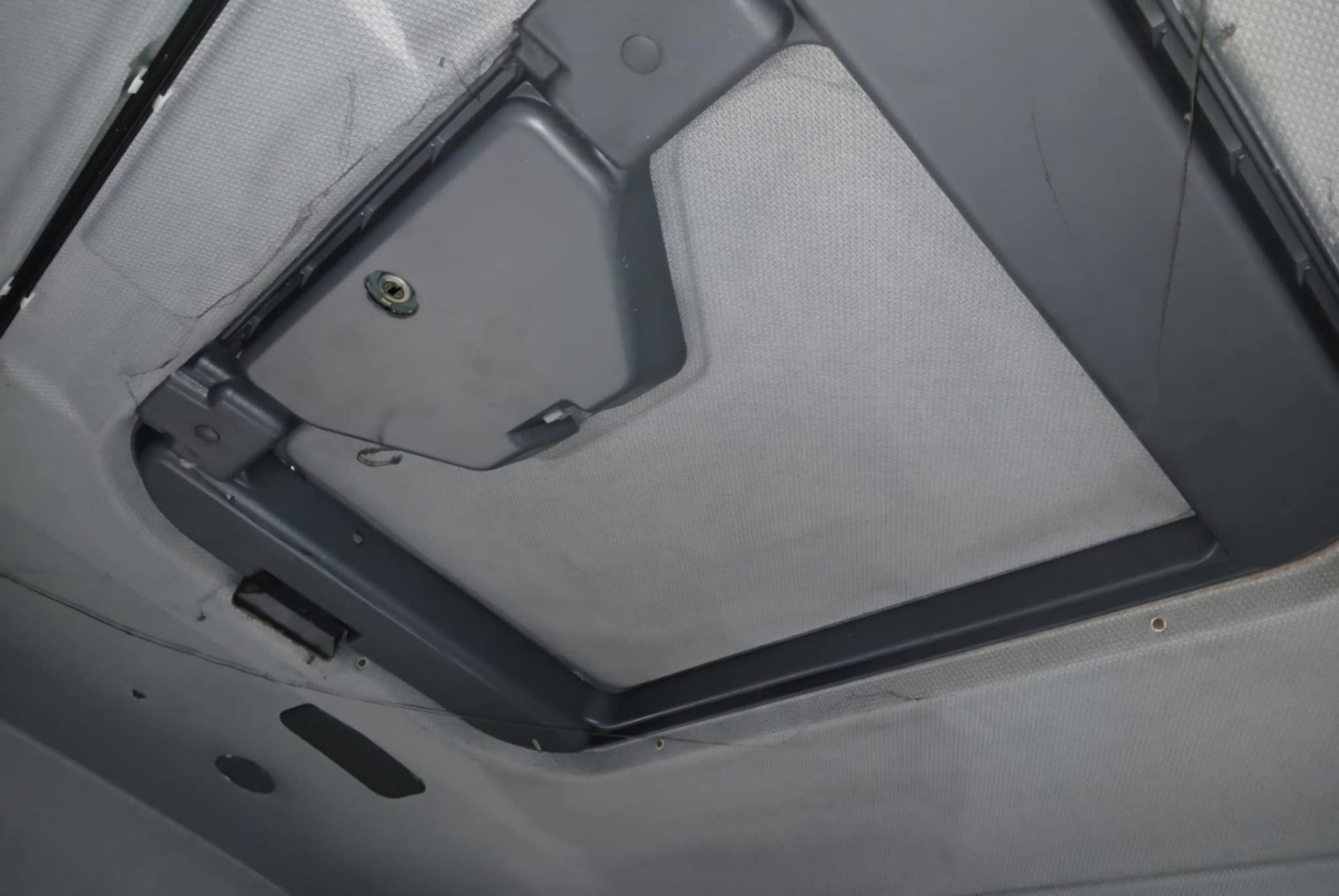 1997 Seddon Atkinson Tractor Unit Sleeper Cab, Reserve reduced 907,589 KM's VRN: P82XTL date of - Image 11 of 21