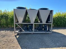 York International Industrial Water Chiller Model YLAA 0300 kW cooling capacity 289 kW Length: