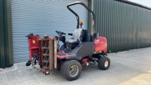 2013, TORO LT3340 TRIPLE TURF MOWER (1,080 hours) - ROAD REGISTERED YEAR 2013 SHOWING 1080 HOURS
