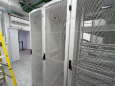 Panduit Server Rack DNE6822W