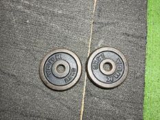 Pair Of 2.5kg Metal York Plates - No Reserve