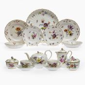 Kaffeeservice 59 Teile - Meissen Ende 19. Jahrhundert Entwurf der Form Johann Joachim Kändler (1706-