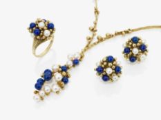 Parure mit Kette, Ohrstecker und Ring mit Lapis und Zuchtperlen