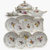 Speiseservice 82 teilig - Meissen Ende 19. Jahrhundert Entwurf der Form Johann Joachim Kändler (1706