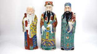 A Chinese Famille rose decorated porcelain figure set of Fu, Lu, and Shou