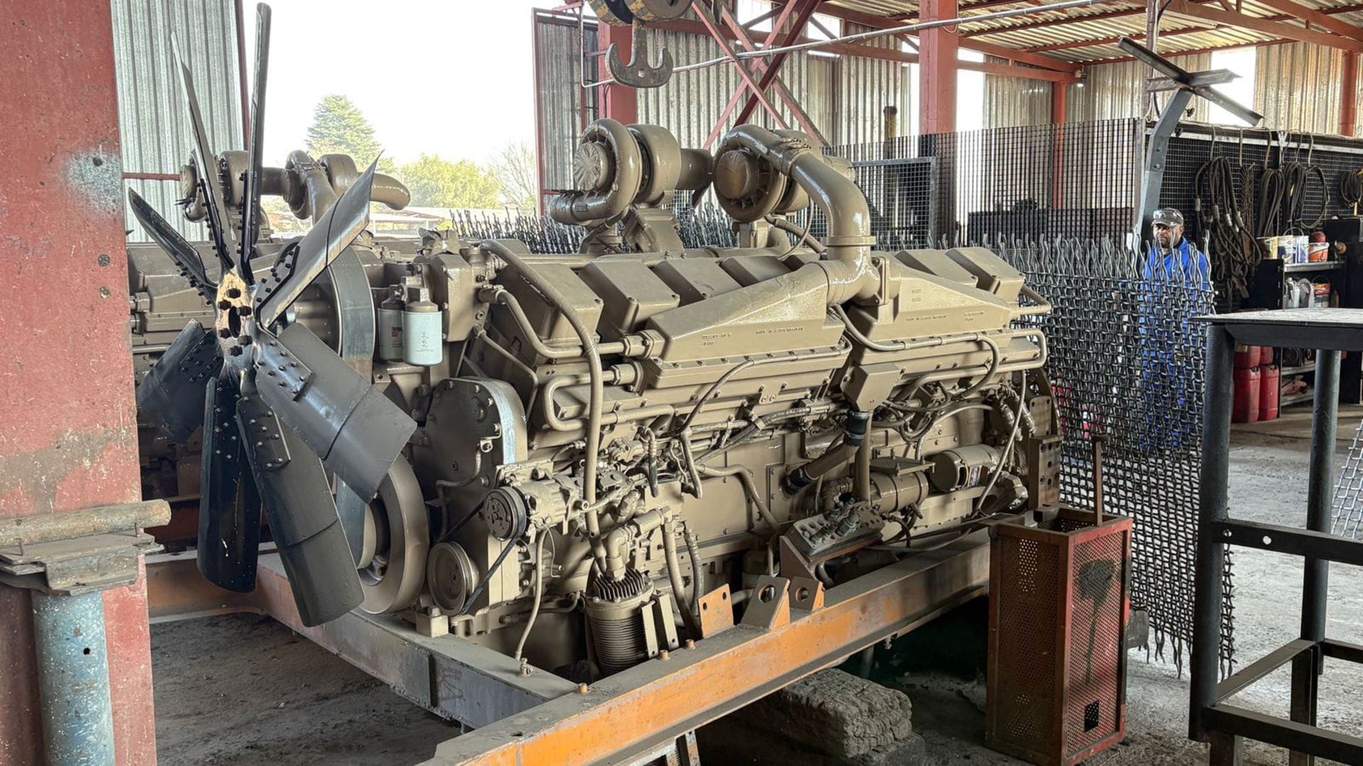ENGINE - GENERAL INFORMATION ENGINE MANUFACTURER: CUMMINS ENGINE TYPE ...
