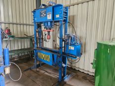 110 TONNES SERVEX HYDRAULIC PRESS - NOT TESTED