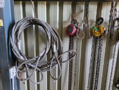 LOT OF VARIOUS TACKLE EQUIPMENT