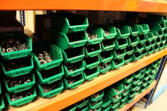 4 Bays Of Orange And Blue Racking with Contents to Include Green Lin ...