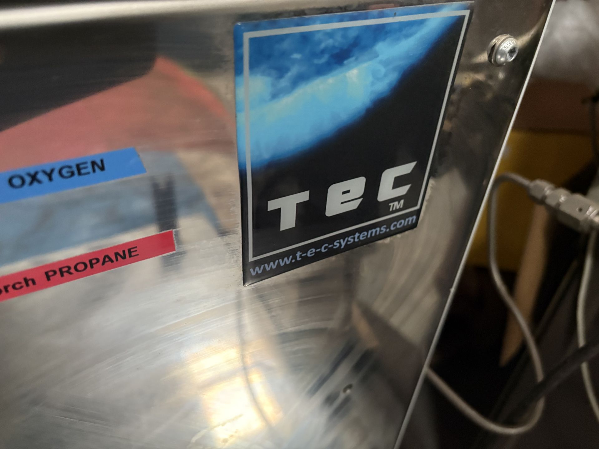 Tec System Exhaust Bench (Location: Brentwood. Please Refer to General Notes) - Image 5 of 8