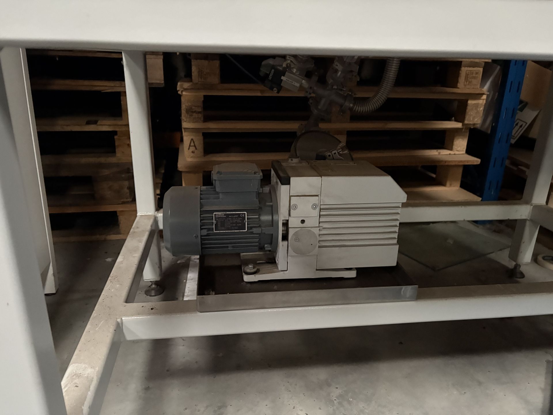Tec System Exhaust Bench (Location: Brentwood. Please Refer to General Notes) - Image 6 of 8