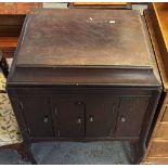Early 20th century mahogany cased Alba gramophone. (B.P. 21% + VAT)