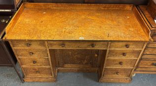 Unusual bird's eye maple veneered tray topped writing desk/dressing table, with cock beaded