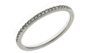 Ring 1,45g 750/- Gelbgold und Weißgold mit ca. 44 Diamanten zus. ca. 0,22 ct., Ringgröße ca. 53