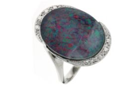 Ring 6,53g 585/- Weißgold mit 10 Diamanten zus. ca. 0,10 ct. und Opal, Ringgröße ca. 53