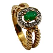 Ring 4,97g 333/- Gelbgold mit 12 Diamanten ca. 0,10 ct. und Smaragd, Ringgröße ca. 56