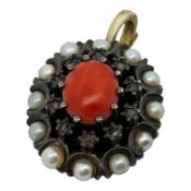 Anhänger 7,90g 585/-, 750/- Gelbgold und 925/- Silber mit Diamantsplittern, Koralle und Perlen