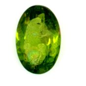 Peridot Oval zu 7.27 ct.. Laenge 15.11 mm. Breite 10.11 mm. Hoehe 6.03 mm