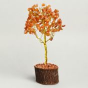 Edelstein Objekt Gluecksbaum aus Karneol 175.23 g Hoehe ca. 20 cm. Baumstamm ca. 4x6 cm