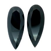 Schwarzer Spinell Paar 40.52 ct.. Laenge 3.00 mm. Breite 12.14 mm. Hoehe 7.02 mm