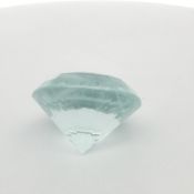Aquamarin 81.12 ct.. Laenge 28.0 mm. Hoehe 19.45 mm
