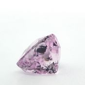 Kunzit. 18.72 ct. Breite 18.66 mm. Hoehe 12.00 mm