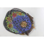 perlenbesticktes Täschchen