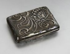 Jugendstil-Etui mit Park Drive-Zigaretten