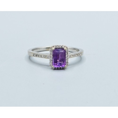 18ct white gold ladies Amethyst and Diamond emerald cut dress ring size S, 3.5grams