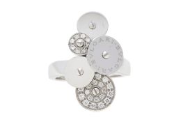 Bulgari, Cicladi, bague or gris 750 ornée de plusieurs disques mobiles partiellement sertis de diama
