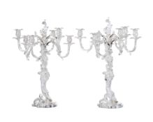 Paire de grands candélabres à 6 bras de lumière de style Rocaille en argent 875, par Bossard, Lucern