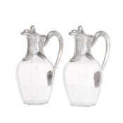 Paire d'aiguières en cristal et monture en argent Minerve 1er titre, Risler A. Veuve et Carré, Paris