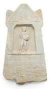 Stèle funéraire en marbre sculpté, Lydie (Asie Mineure), IIIème s. ap. J.-C., en forme de façade de