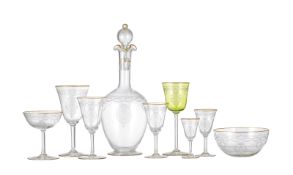 Rarissime service de verres en cristal, gravé aux armes d'Orléans, début XXe s., comprenant 226 pièc