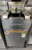 Frymaster 35 twin basket gas fired Deep Fat Fryer, 410mm x 720mm x 900mm (located in coffee area)